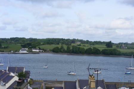 Spacious Victorian Flat 3 Bed, Ideal Base For Snowdonia Bangor Eksteriør billede